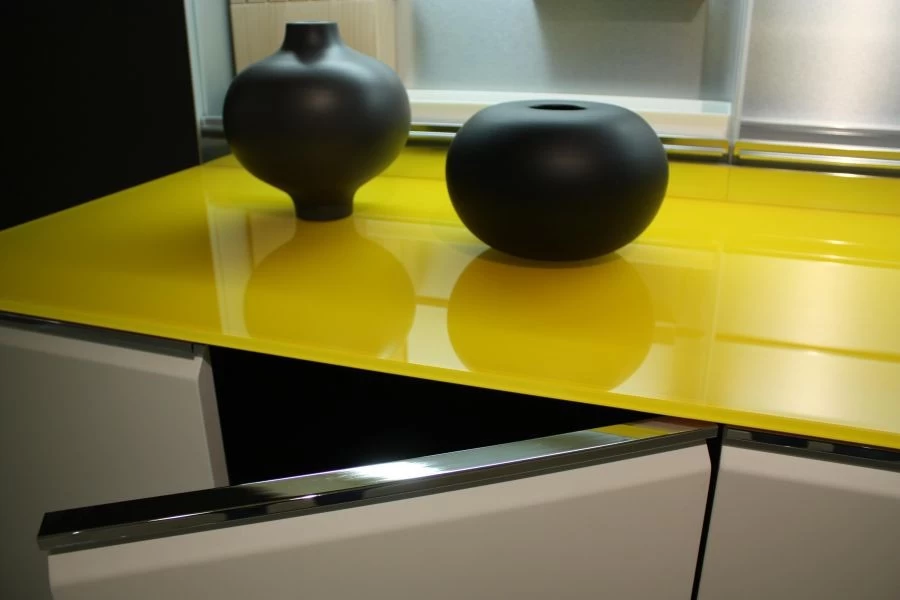 Cucina lineare Molteni&C - Dada Engineered Trim top giallo