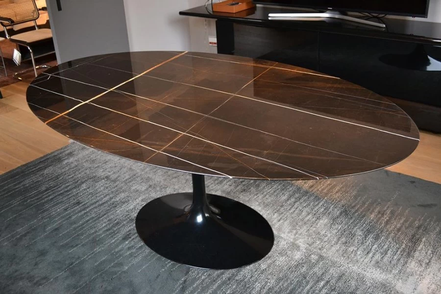 Tavolo ovale Knoll Saarinen Oval Table