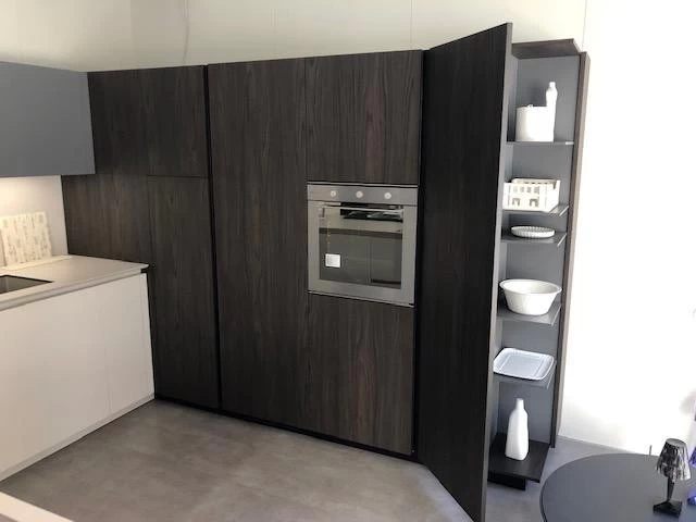 Cucina con penisola Euromobil Filo Lain