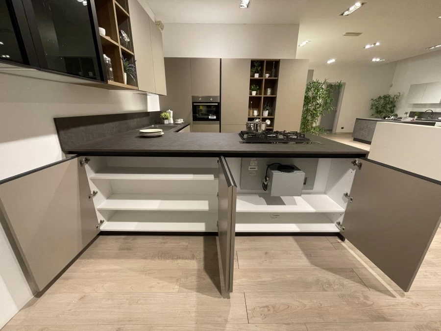 Cucina con penisola Forma 2000 TREND