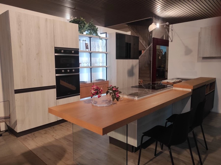 Cucina con penisola Prima Cucine hera