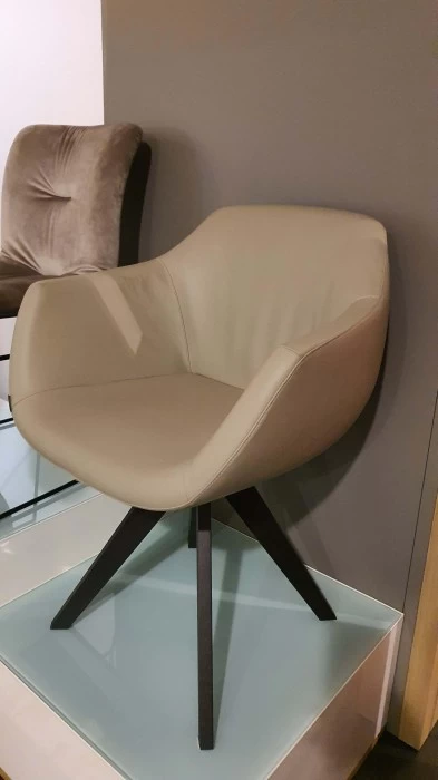 Poltroncina Ozzio DELIA CREMA CAFFE