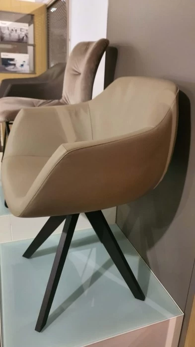 Poltroncina Ozzio DELIA CREMA CAFFE