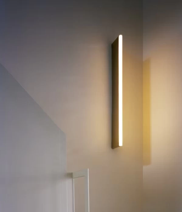 Lampada da parete Michael Anastassiades Tube Wall Light