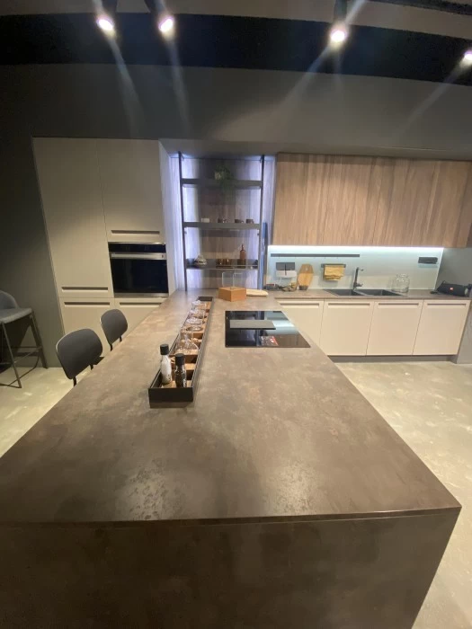 Cucina con penisola Arredo3 Tekna-Kalì