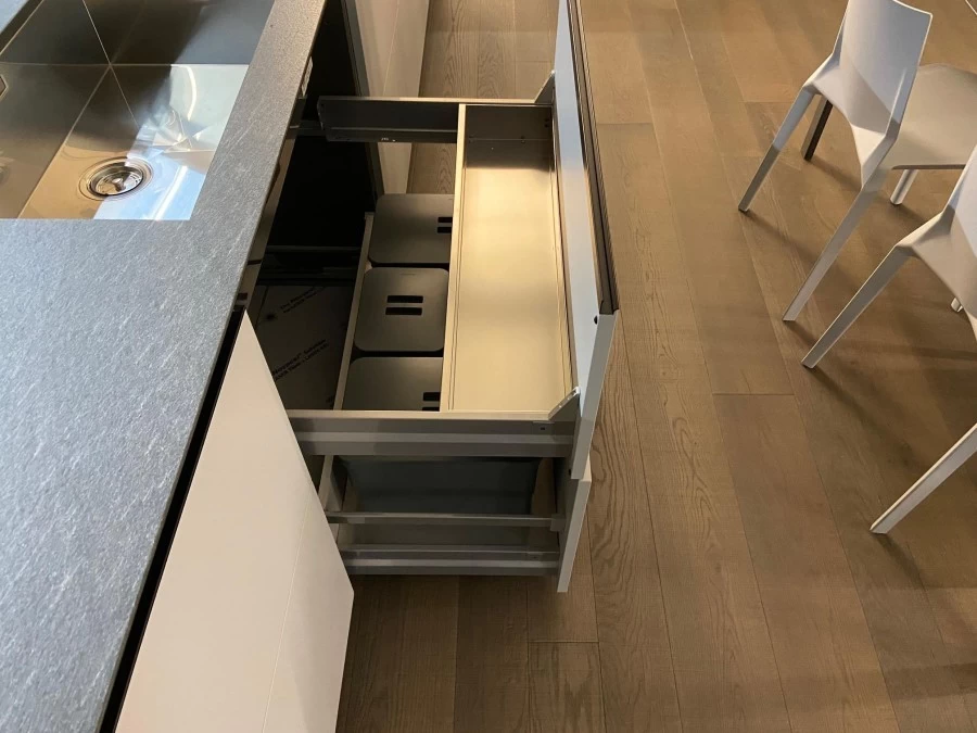 Cucina con penisola Valcucine Forma Mentis