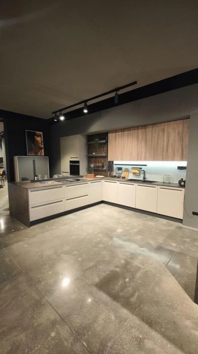 Cucina con penisola Arredo3 Tekna