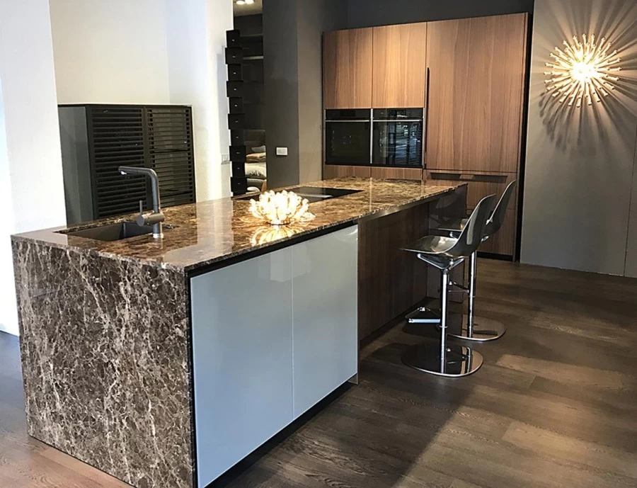 Cucina con Isola Poliform ALEA PRO