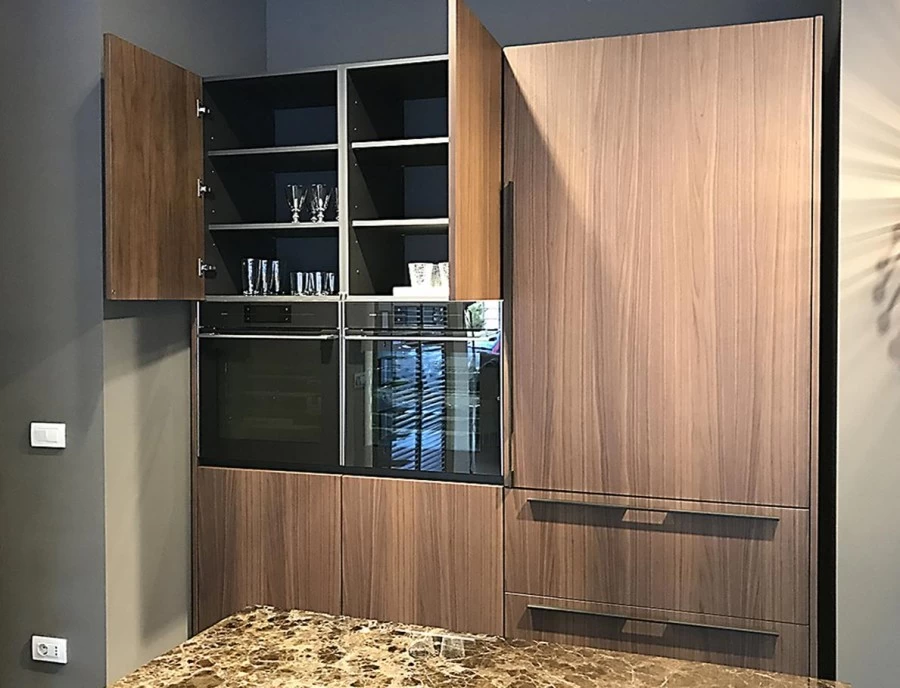 Cucina con Isola Poliform ALEA PRO