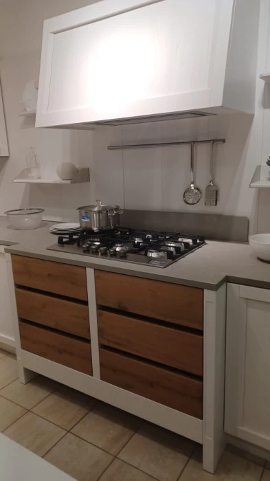 Cucina con Isola Veneta Cucine MILANO