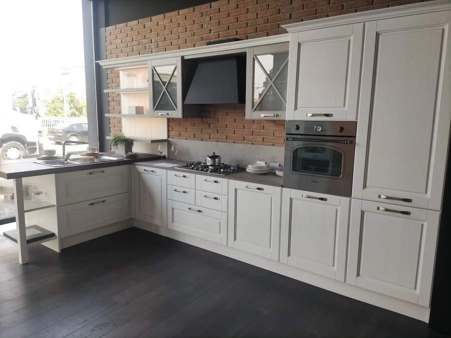 Cucina con penisola Lube Agnese