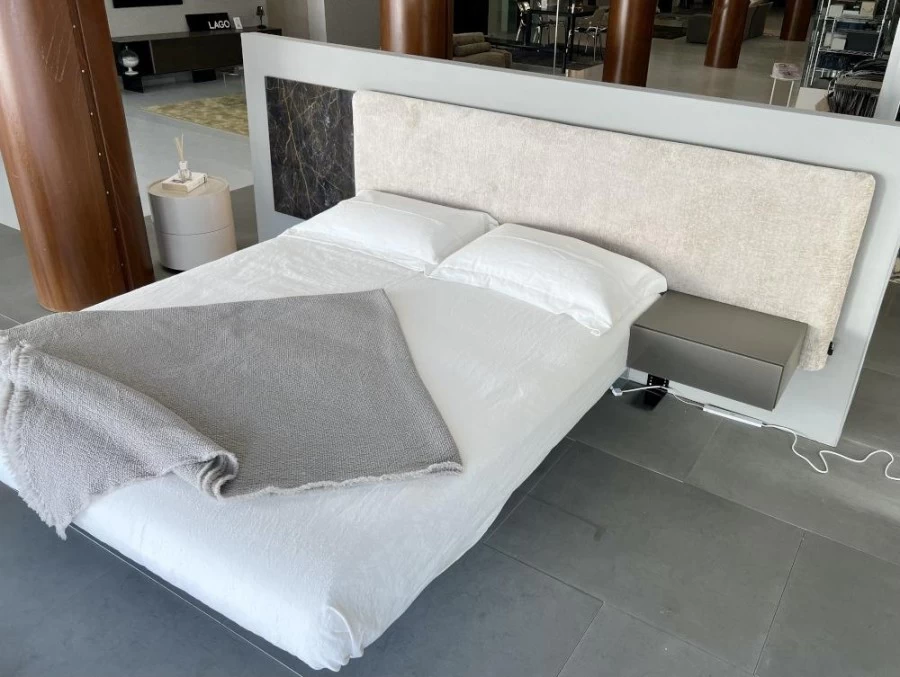 Letto matrimoniale Lago FLUTUA STEEL FREE