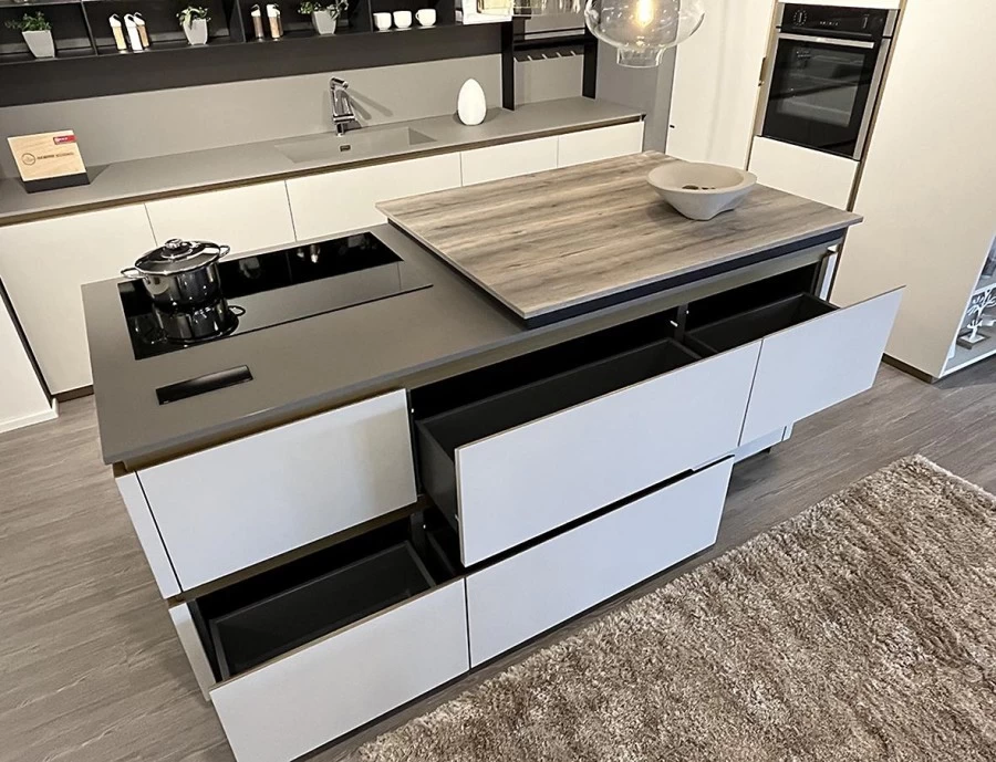 Cucina con Isola Scavolini DELINEA