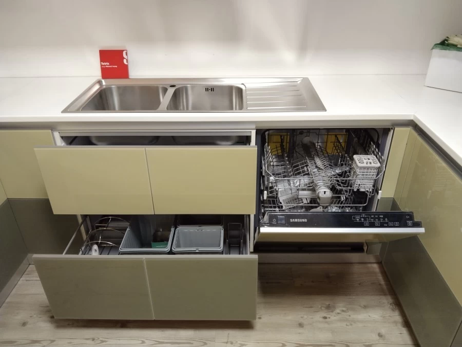 Cucina angolare Scavolini Tetrix