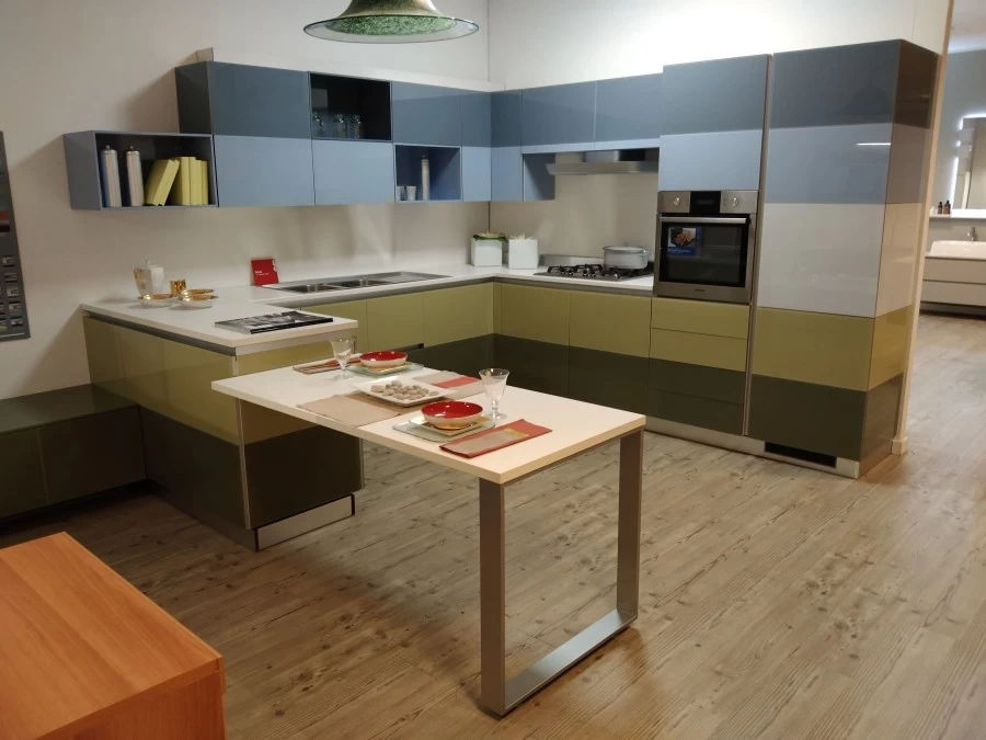 Cucina angolare Scavolini Tetrix