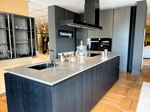 Cucina con Isola Valdesign LOGICA 2.2