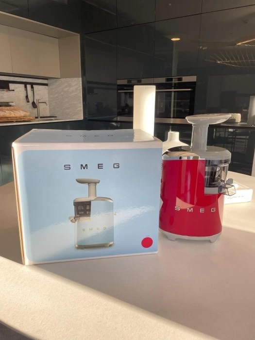 Elettrodomestico Smeg SJF01RDEU