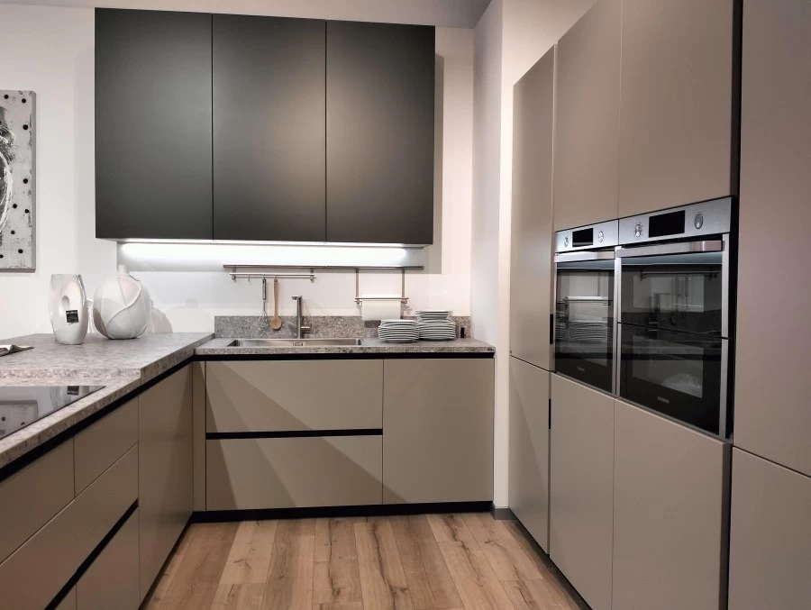 Cucina con penisola Scavolini Delinea