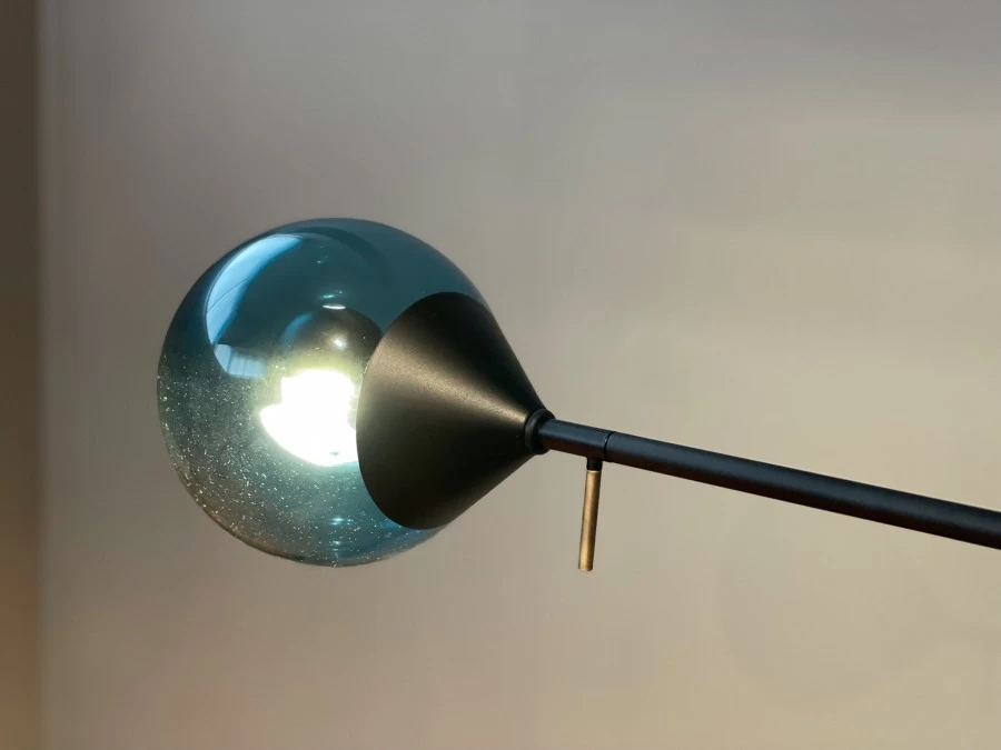 Lampada da terra Giorgetti Kendama