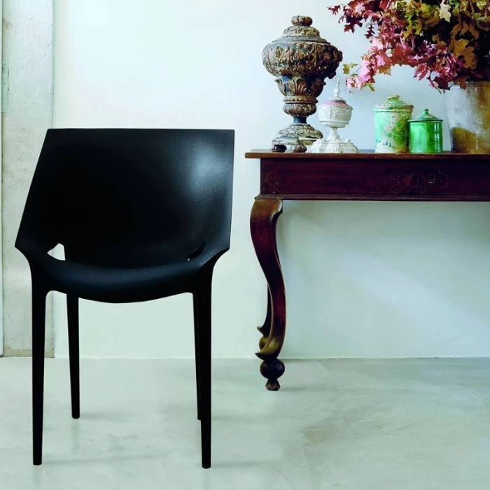 Poltroncina Kartell Dr. Yes