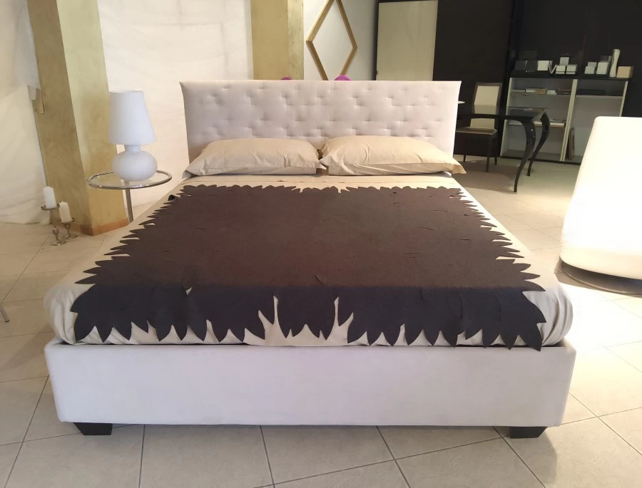 Letto matrimoniale con contenitore Confort Line Soffio