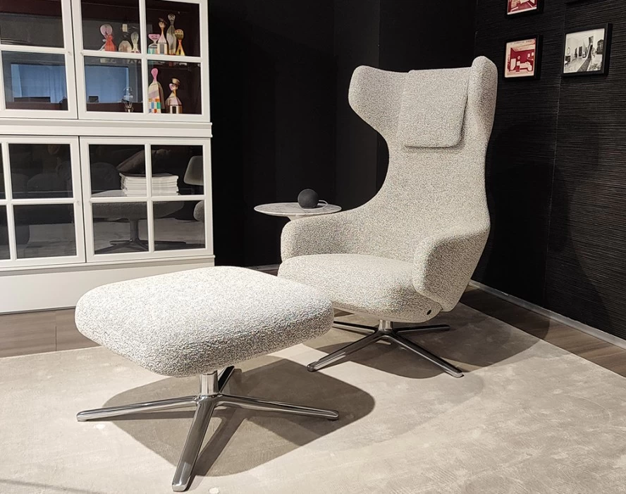 Poltrona con pouf Vitra Grand Repos