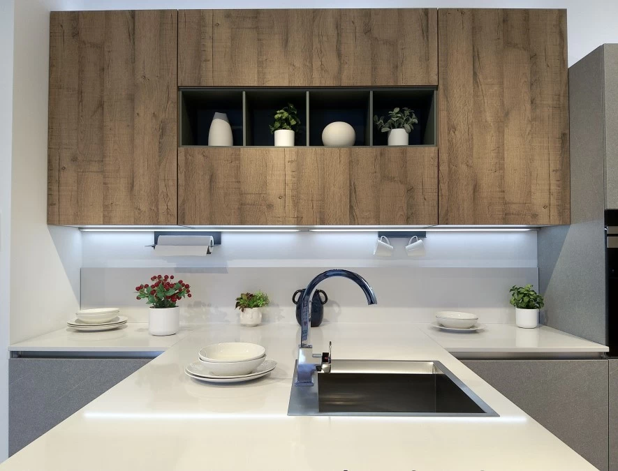 Cucina con penisola Veneta Cucine Oyster Dek