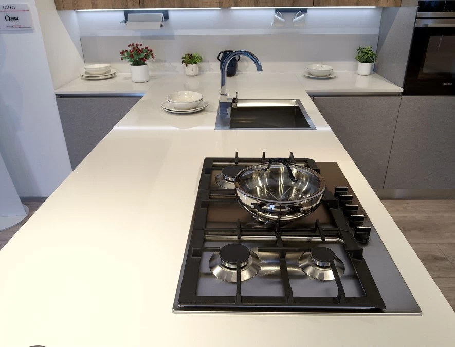 Cucina con penisola Veneta Cucine Oyster Dek