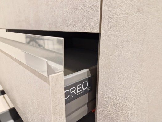 Creo Kitchens Tablet Head