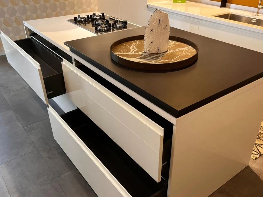 Cucina con Isola Scavolini MOTUS