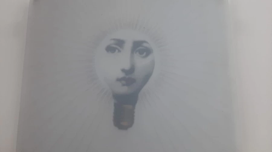 Lampada da parete Produzione Artigianale Fornasetti