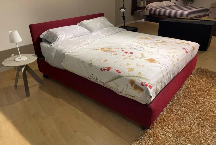 Letto matrimoniale con contenitore Flou Notturno