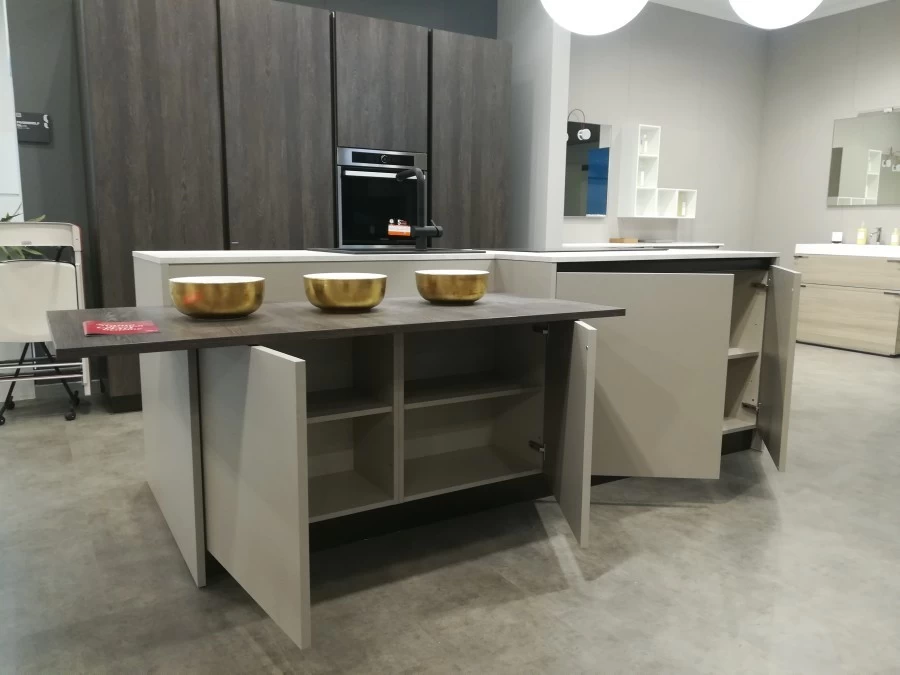 Cucina con Isola Scavolini LIBERAMENTE