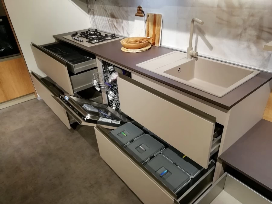 Cucina lineare Stosa Cucine Infinity Rovere Nodato