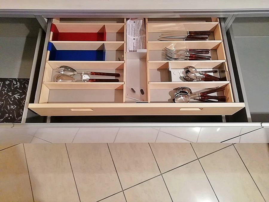 Cucina con penisola Valcucine Riciclantica