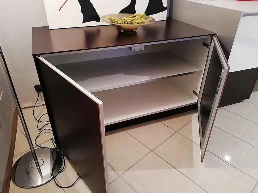 Cucina con penisola Valcucine Riciclantica