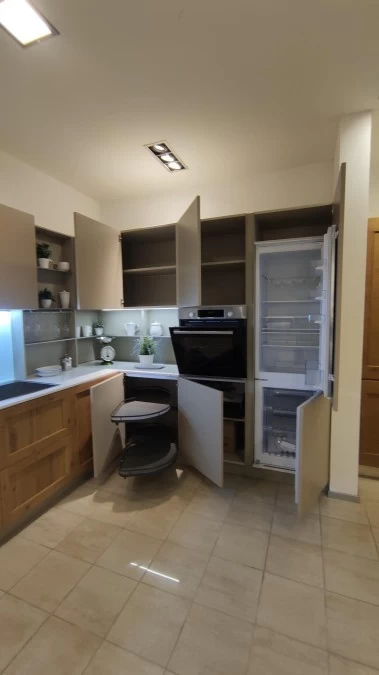 Cucina angolare Veneta Cucine MILANO