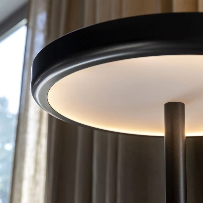 Ikebana Lamp Mogg - Vismara Architettura d'Interni