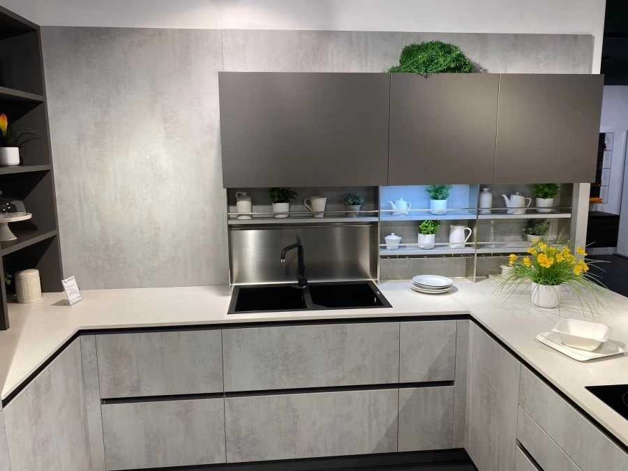 Cucina con penisola Veneta Cucine Oyster Dek Pro