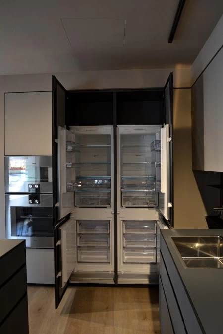 Cucina con Isola Valcucine Riciclantica Outline