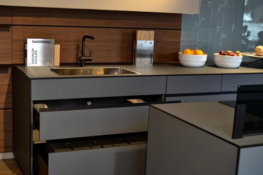 Cucina con Isola Valcucine Riciclantica Outline