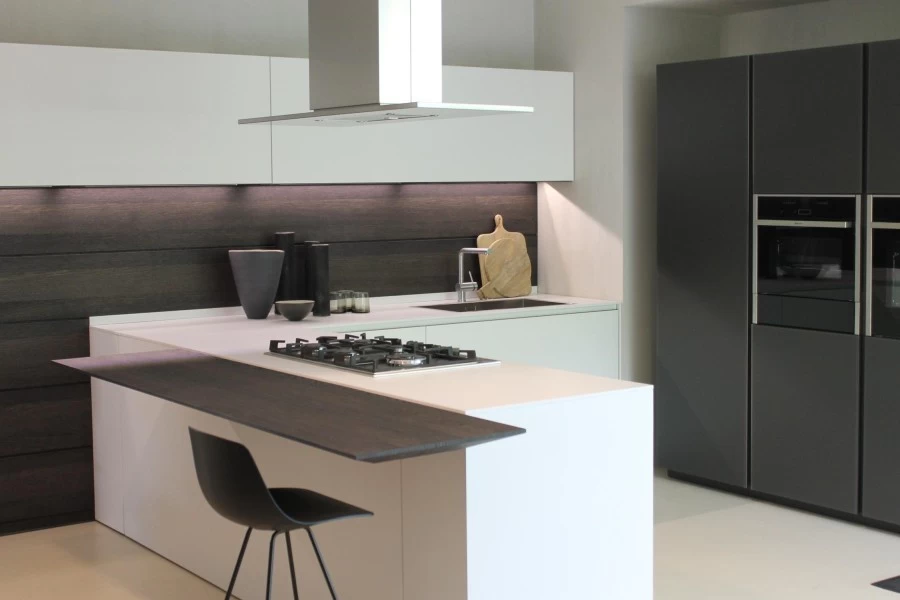 Cucina con penisola Modulnova Light