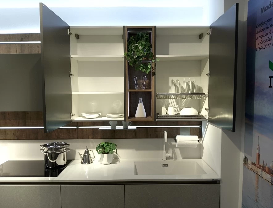 Cucina con penisola Veneta Cucine Oyster Pro