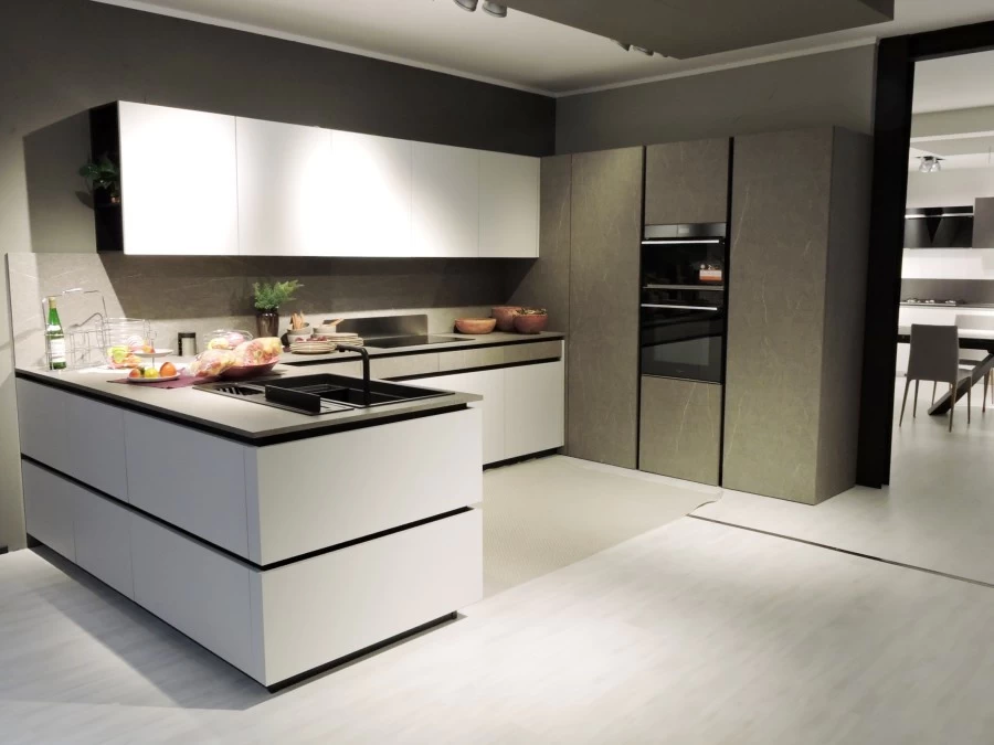 Cucina con penisola Stosa Cucine METROPOLIS