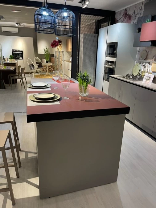 Cucina con Isola Stosa Cucine METROPOLIS