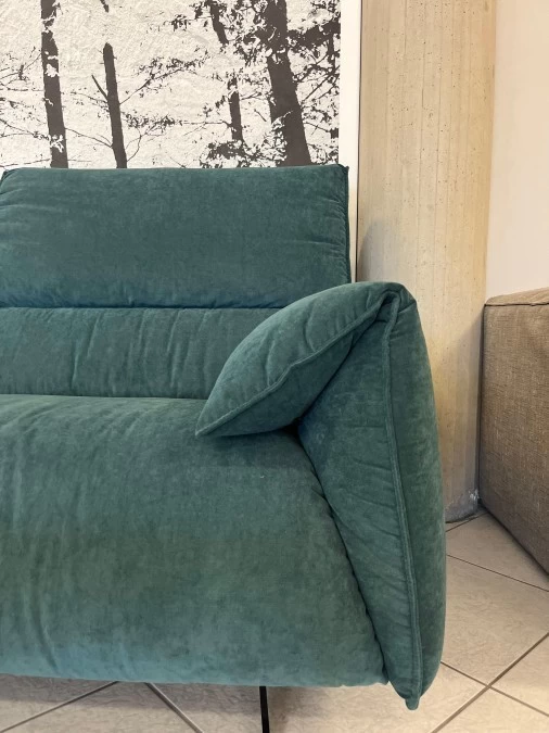 Divano Rosini Divani Cardiff con pouf