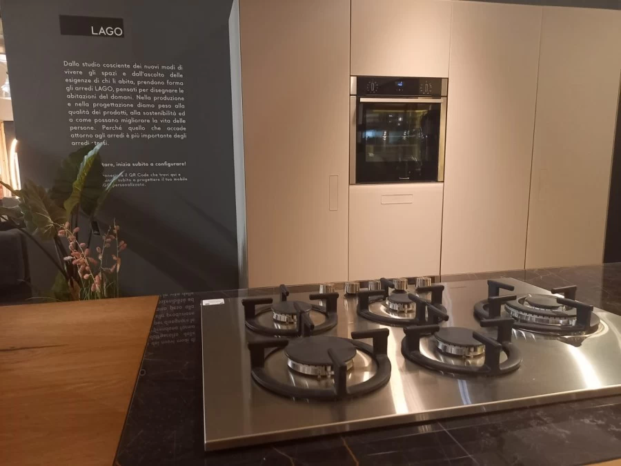 Cucina con Isola Lago 36e8