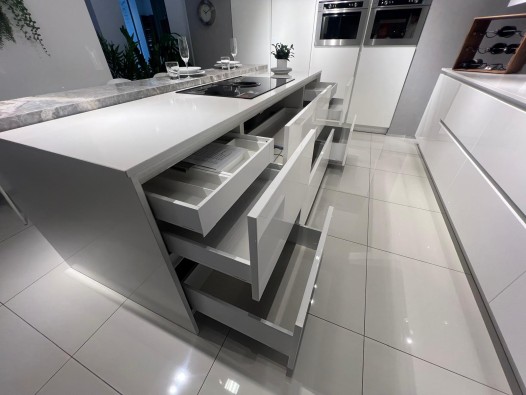 Veneta Cucine OYSTER LUCIDA 22