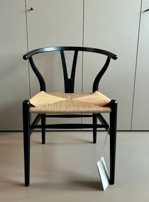 Sedia con braccioli Carl Hansen & Søn CH24