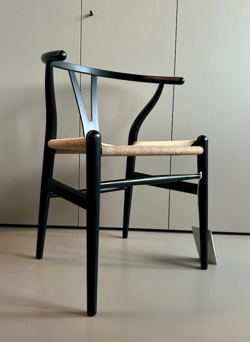 Sedia con braccioli Carl Hansen & Søn CH24